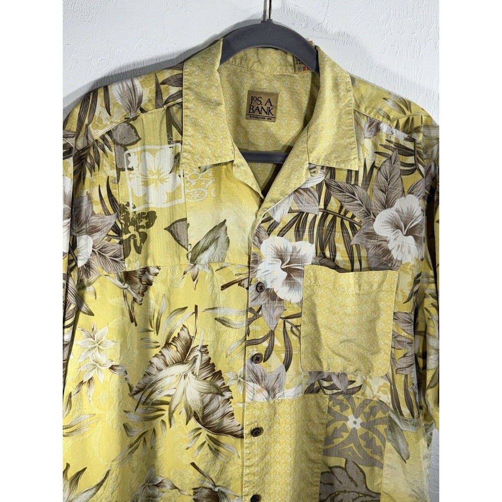 Jos A Bank Tropical Yellow White Hibiscus Floral 100% Silk Mens L Hawaiian Shirt